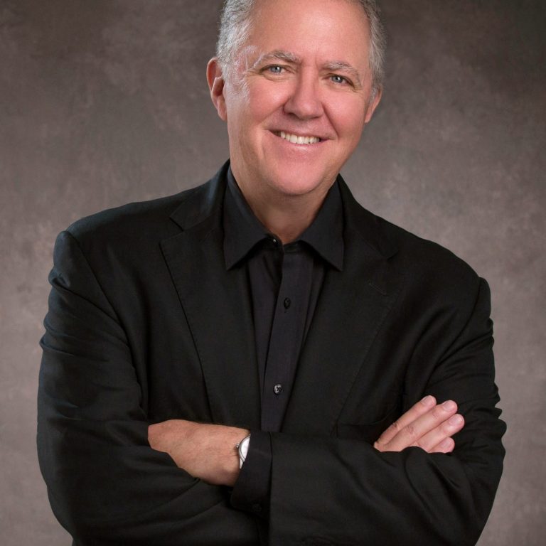 Dennis Snow Headshot 1229x1536 1 768x768