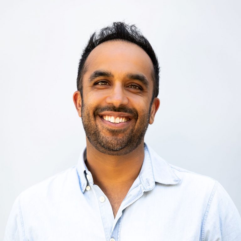 Neil-Pasricha-2020-Headshot_Photo-by-Leia-Vita-resized Neil Pasricha 2020 Headshot Photo By Leia Vita Resized 768x768