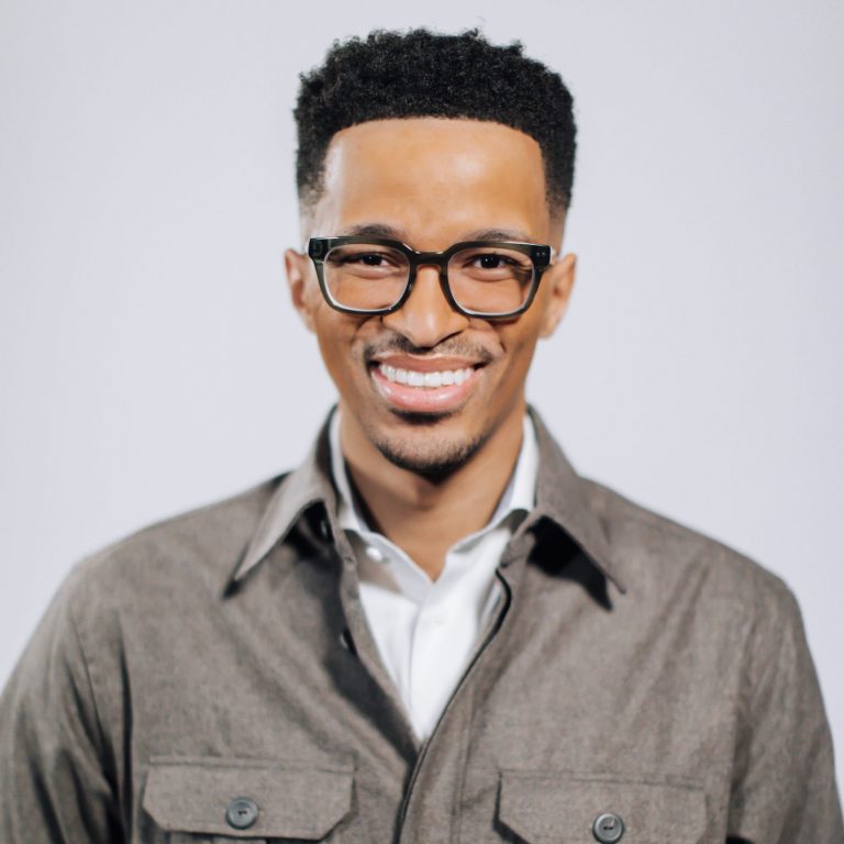 RLHEADSHOTS 2 Scaled E1767716555819 768x768